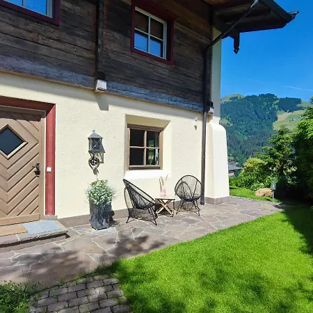 Strobl-holaus *