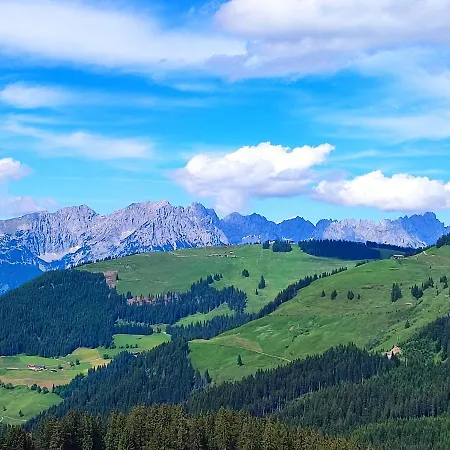 Strobl-holaus